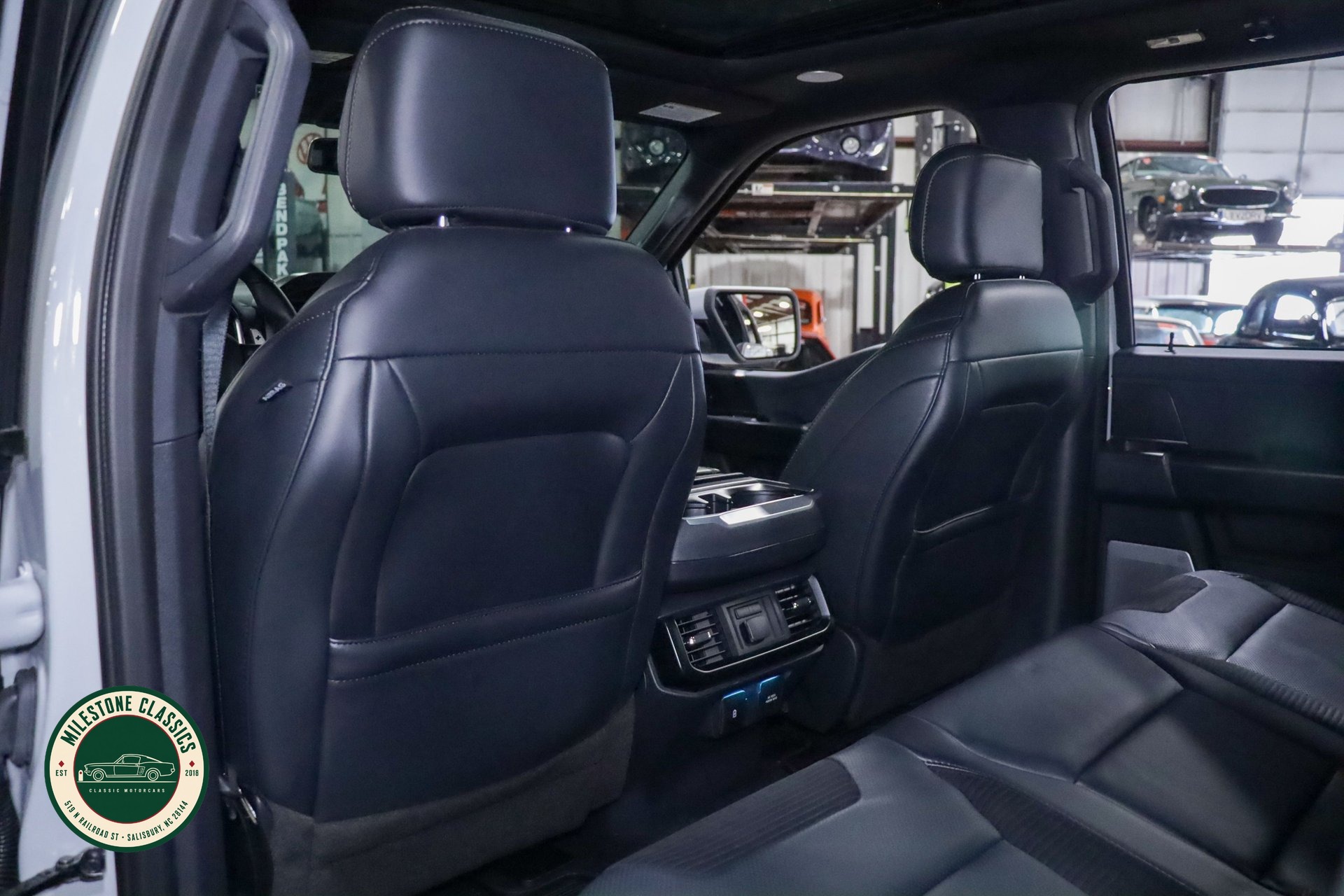 2023 Ford F-150 Raptor - Photo 40