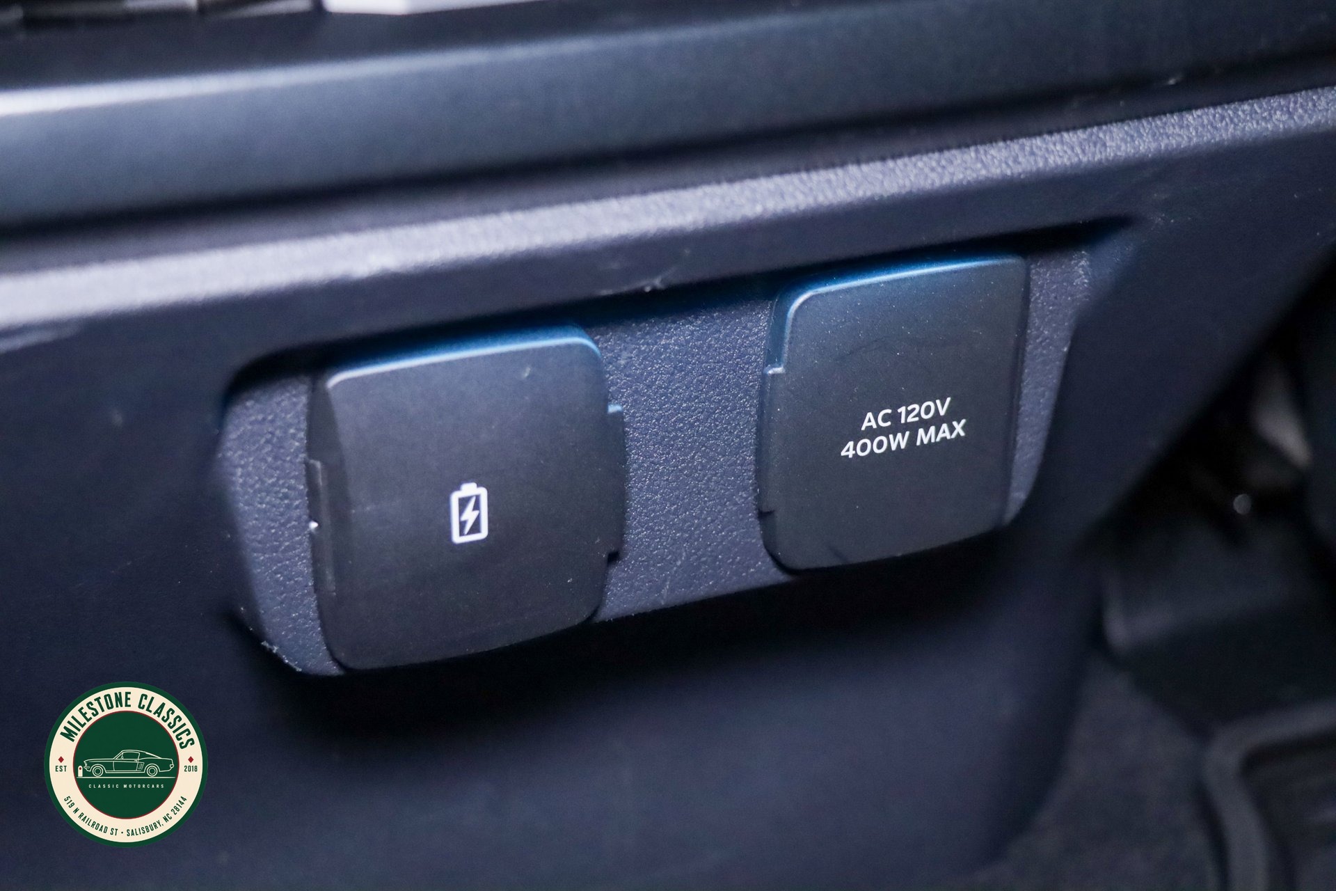 2023 Ford F-150 Raptor - Photo 44
