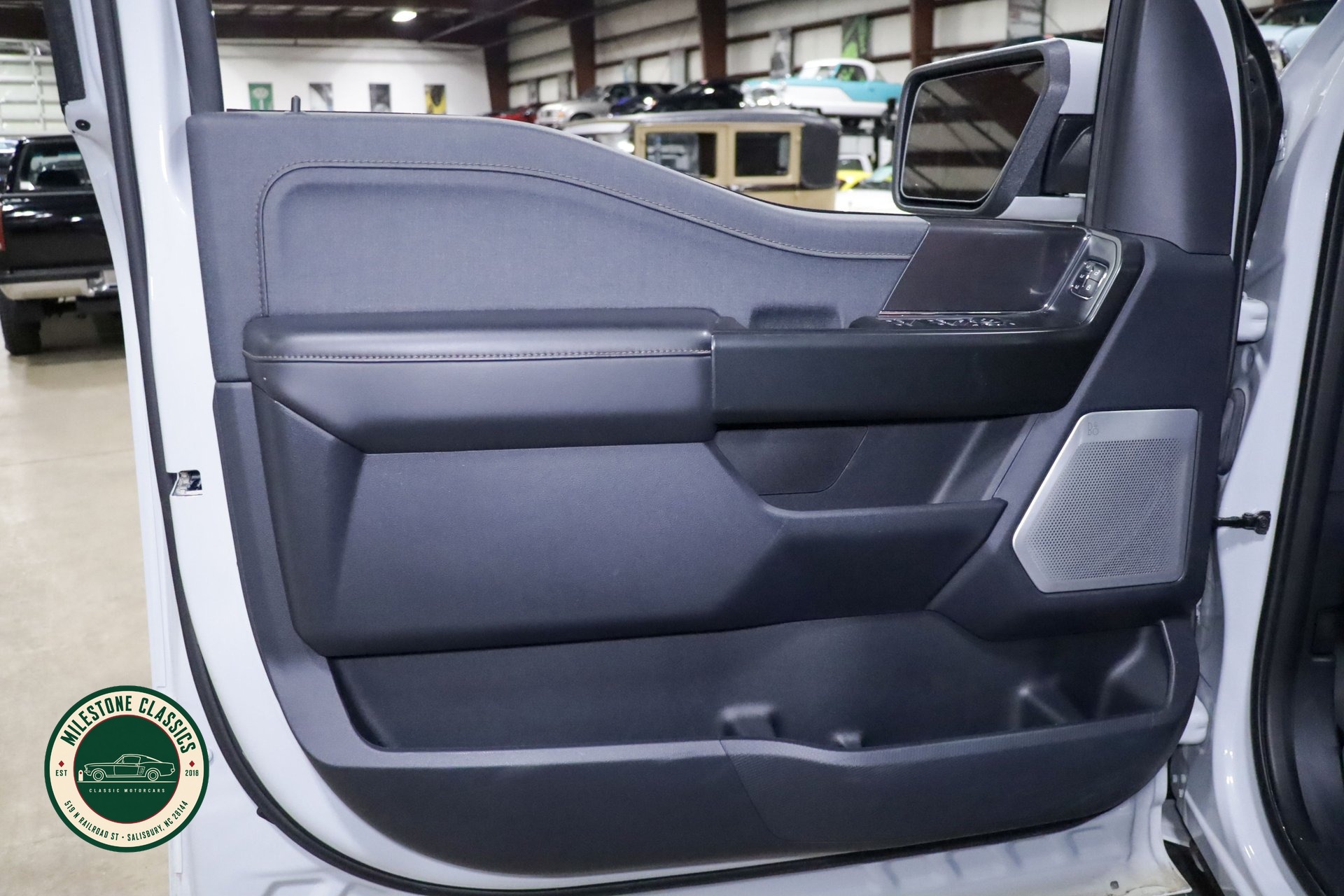 2023 Ford F-150 Raptor - Photo 45