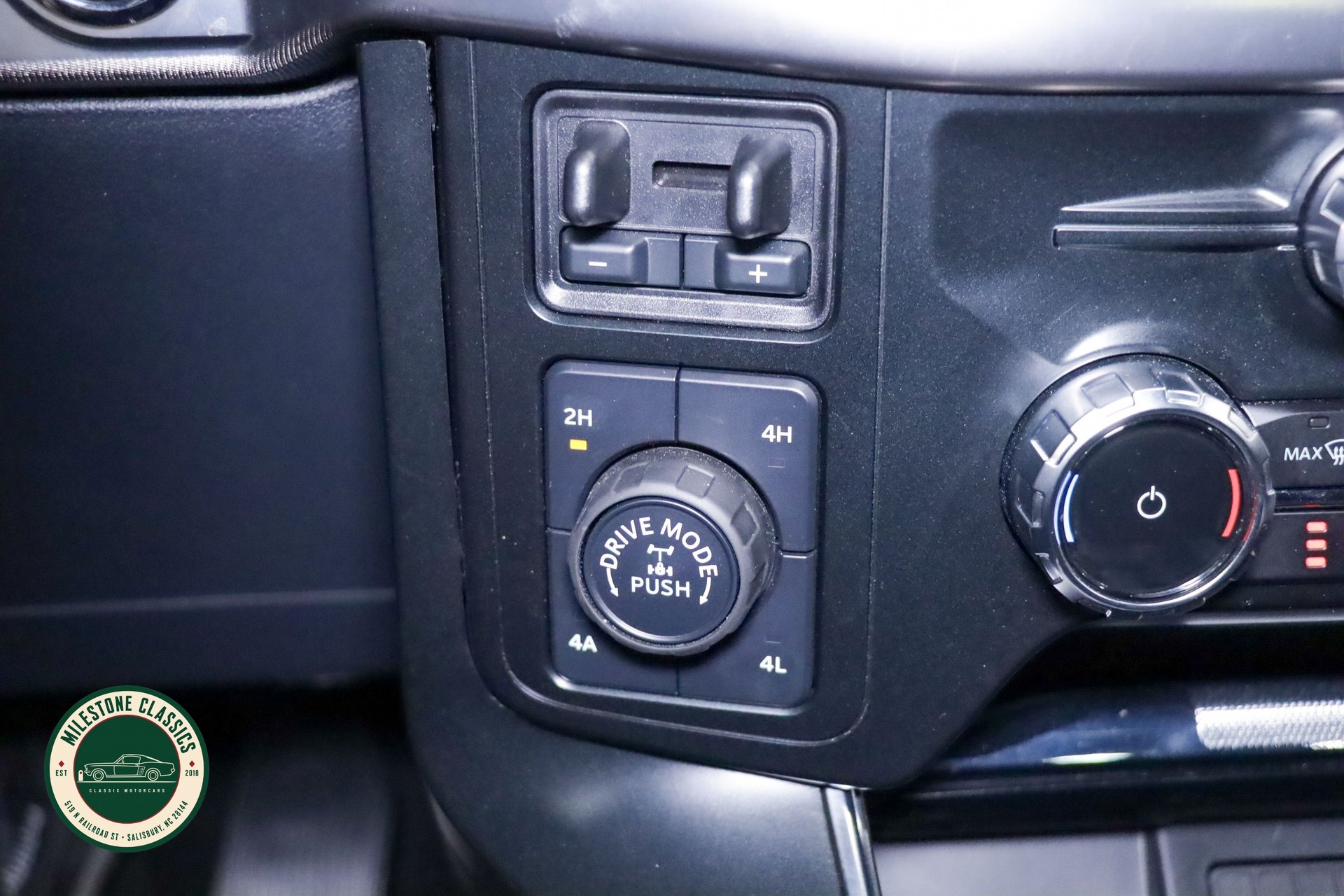 2023 Ford F-150 Raptor - Photo 62
