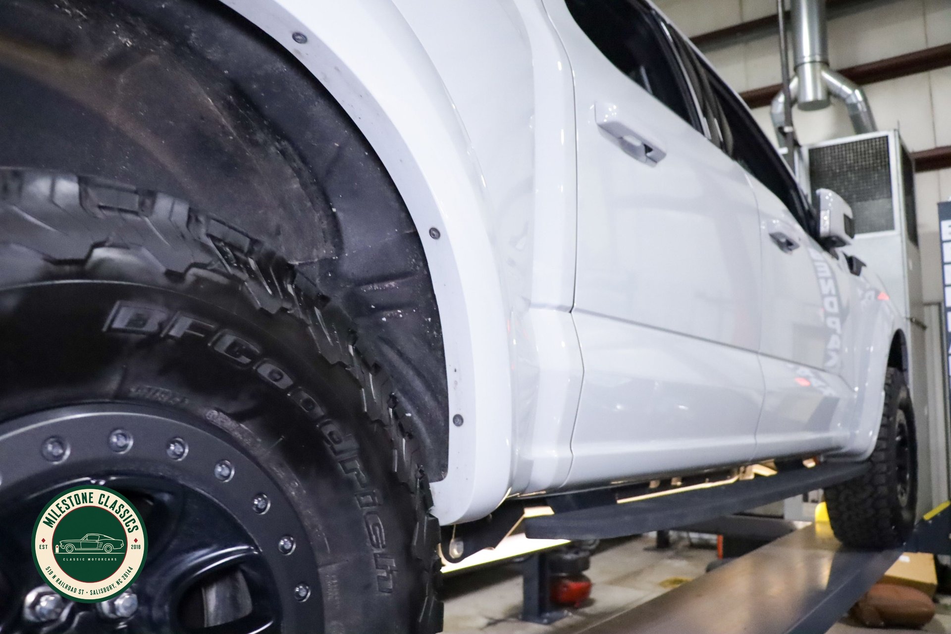 2023 Ford F-150 Raptor - Photo 95