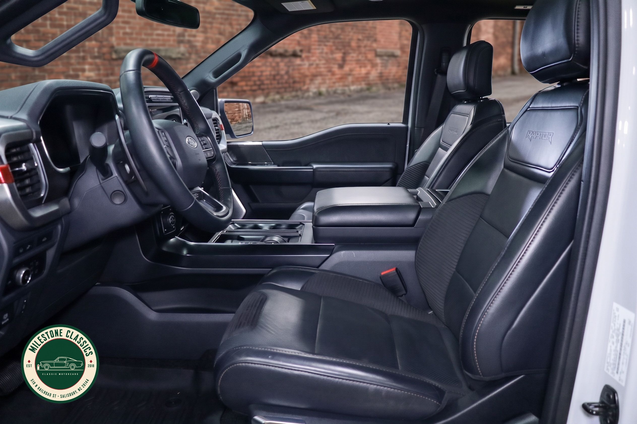 2023 Ford F-150 Raptor - Photo 14