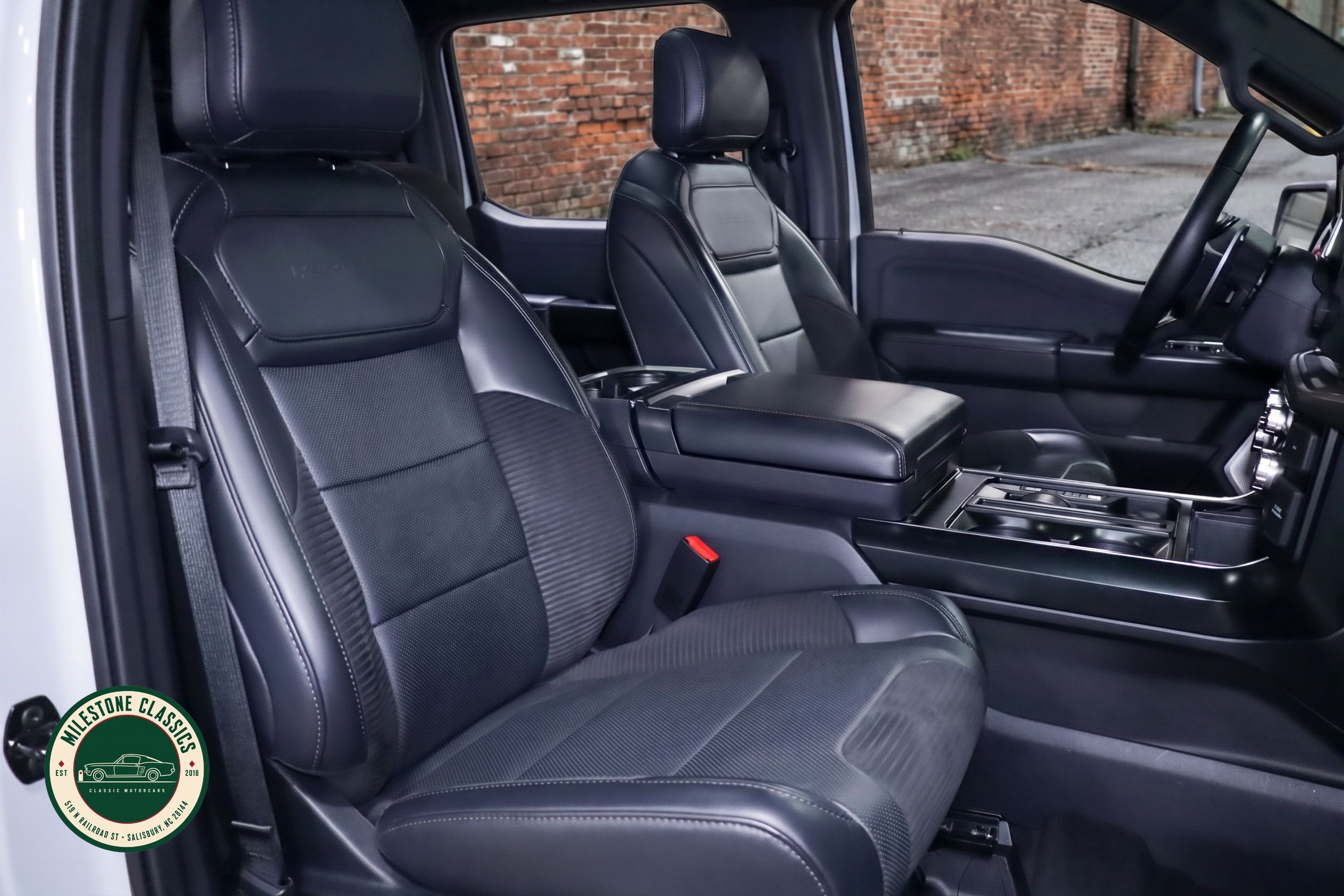 2023 Ford F-150 Raptor - Photo 10