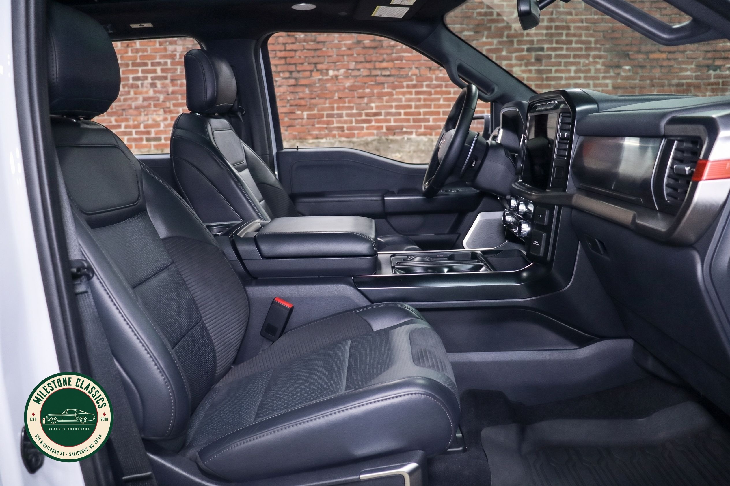 2023 Ford F-150 Raptor - Photo 12